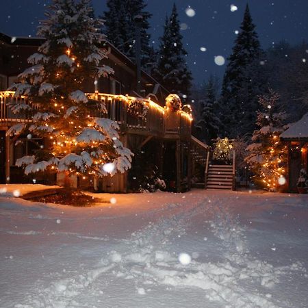 Chalets Et Studios Le Vent Du Nord Lac Superieur Exterior photo