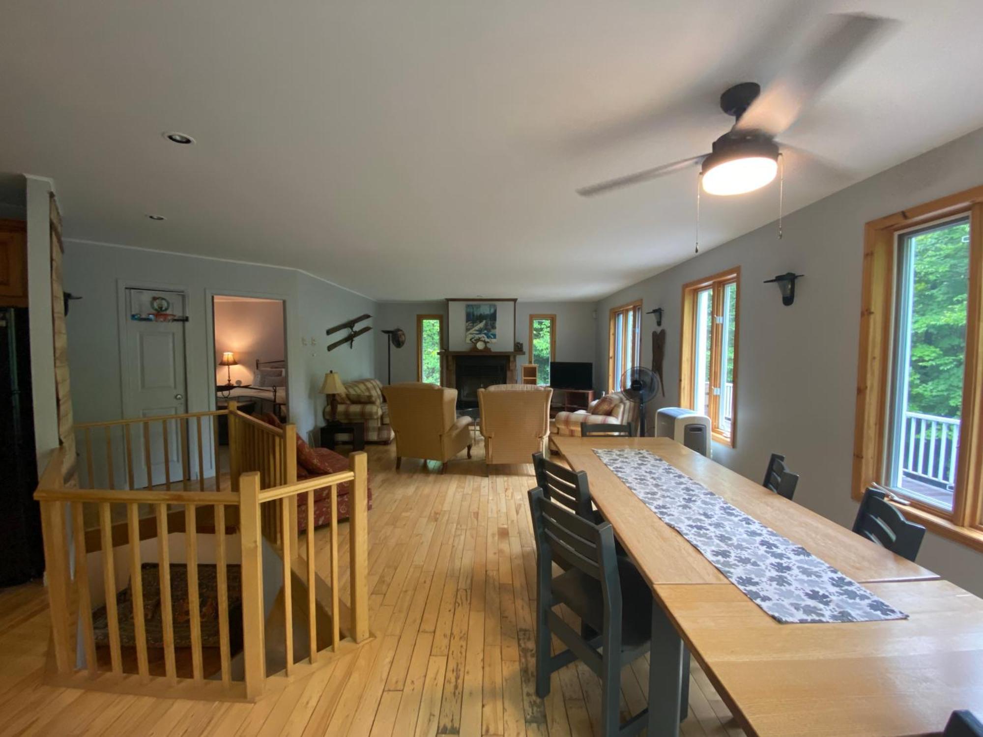 Chalets Et Studios Le Vent Du Nord Lac Superieur Room photo