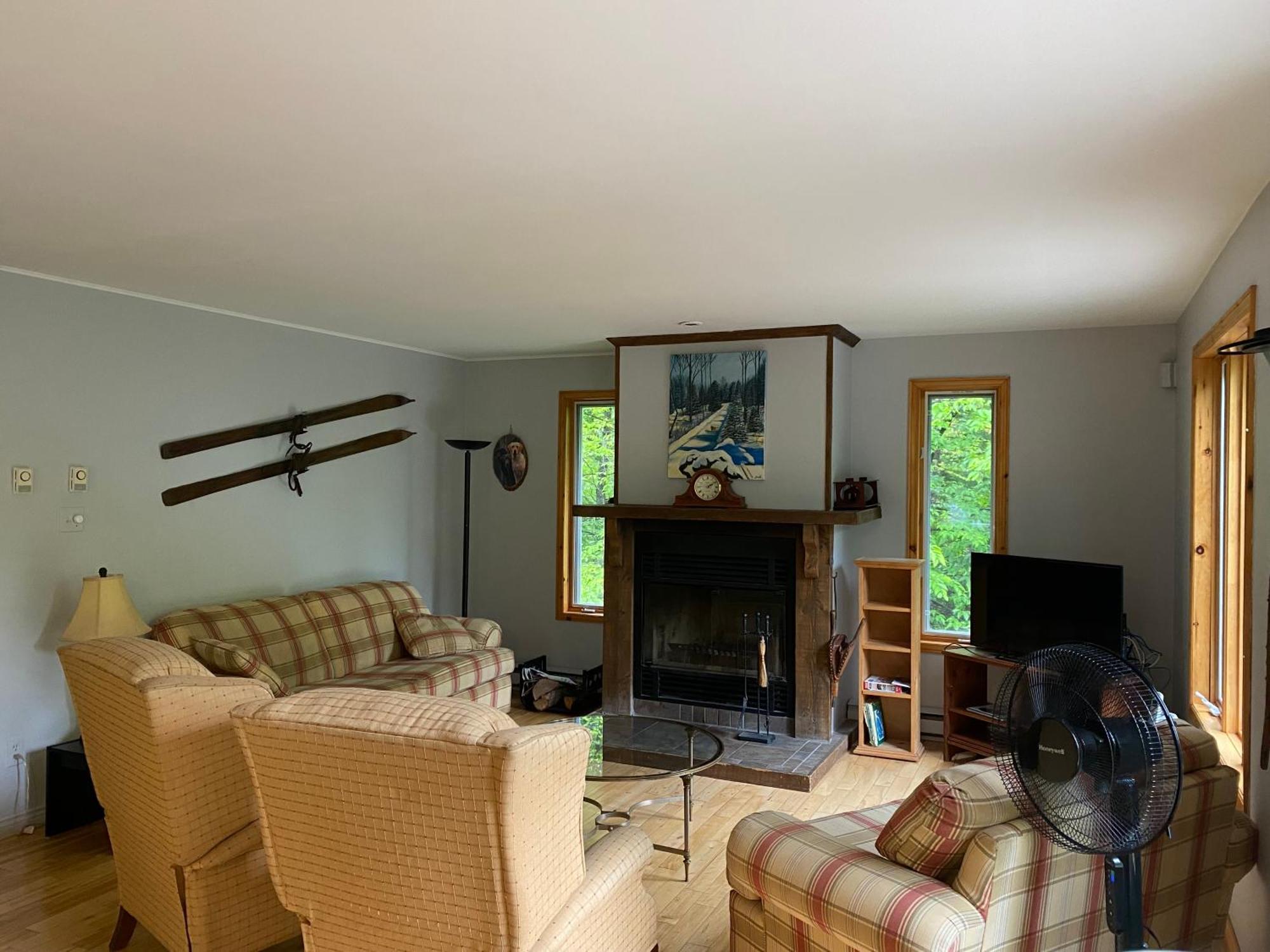 Chalets Et Studios Le Vent Du Nord Lac Superieur Room photo