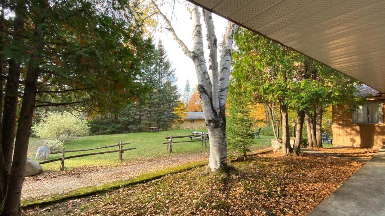 Chalets Et Studios Le Vent Du Nord Lac Superieur Exterior photo
